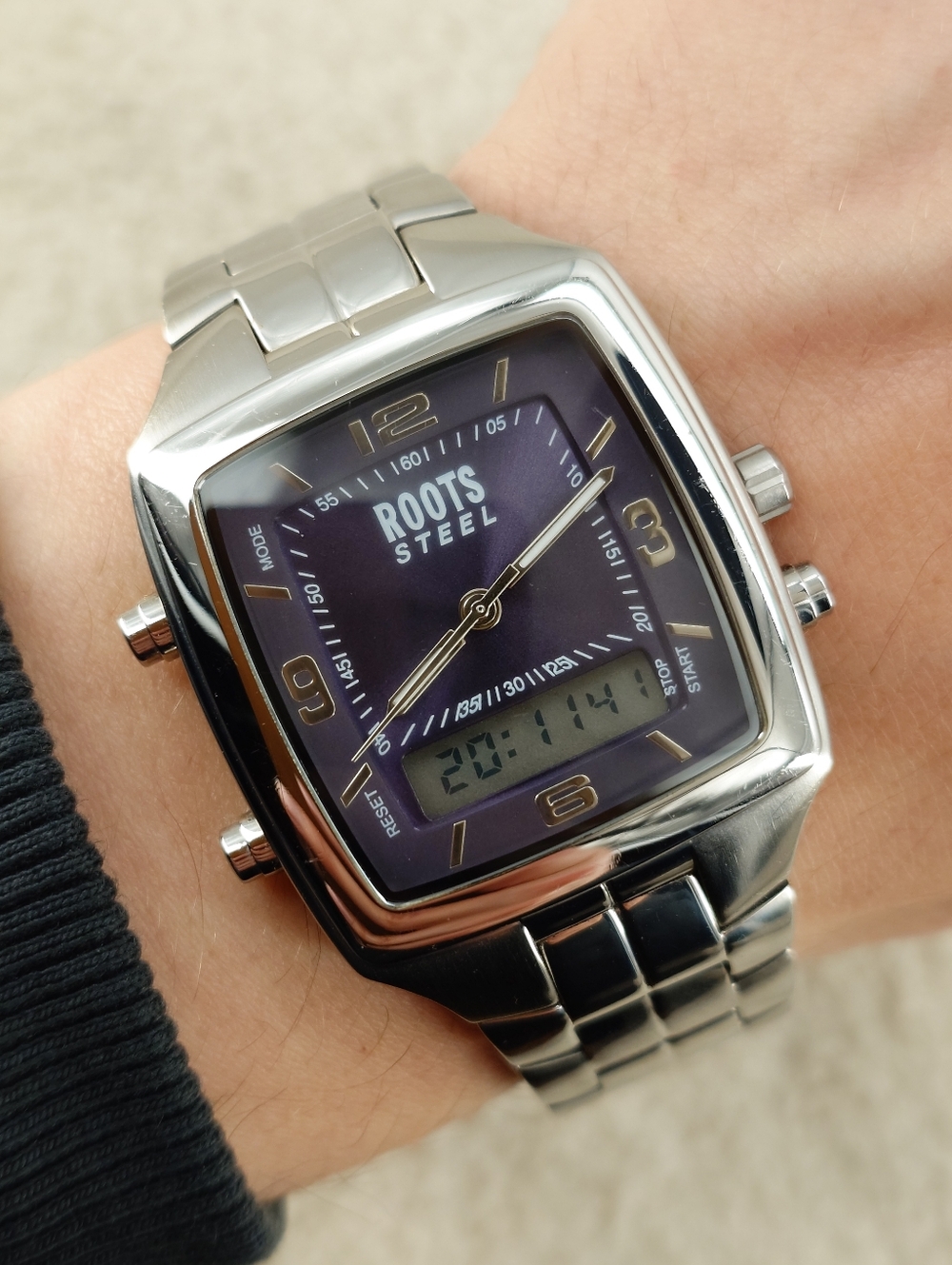 Roots Men’s Watch Quartz R637 Ana-Digi Purple Dial Miyota 33mm Square Digital